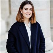 Jeune diplômée en recherche d'emploi, je serai ravie de vous apprendre la langue et la culture française.